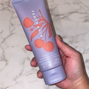 FENTY SKIN CHERRY DUB TRIPLE ACTION AHA BODY SCRUB